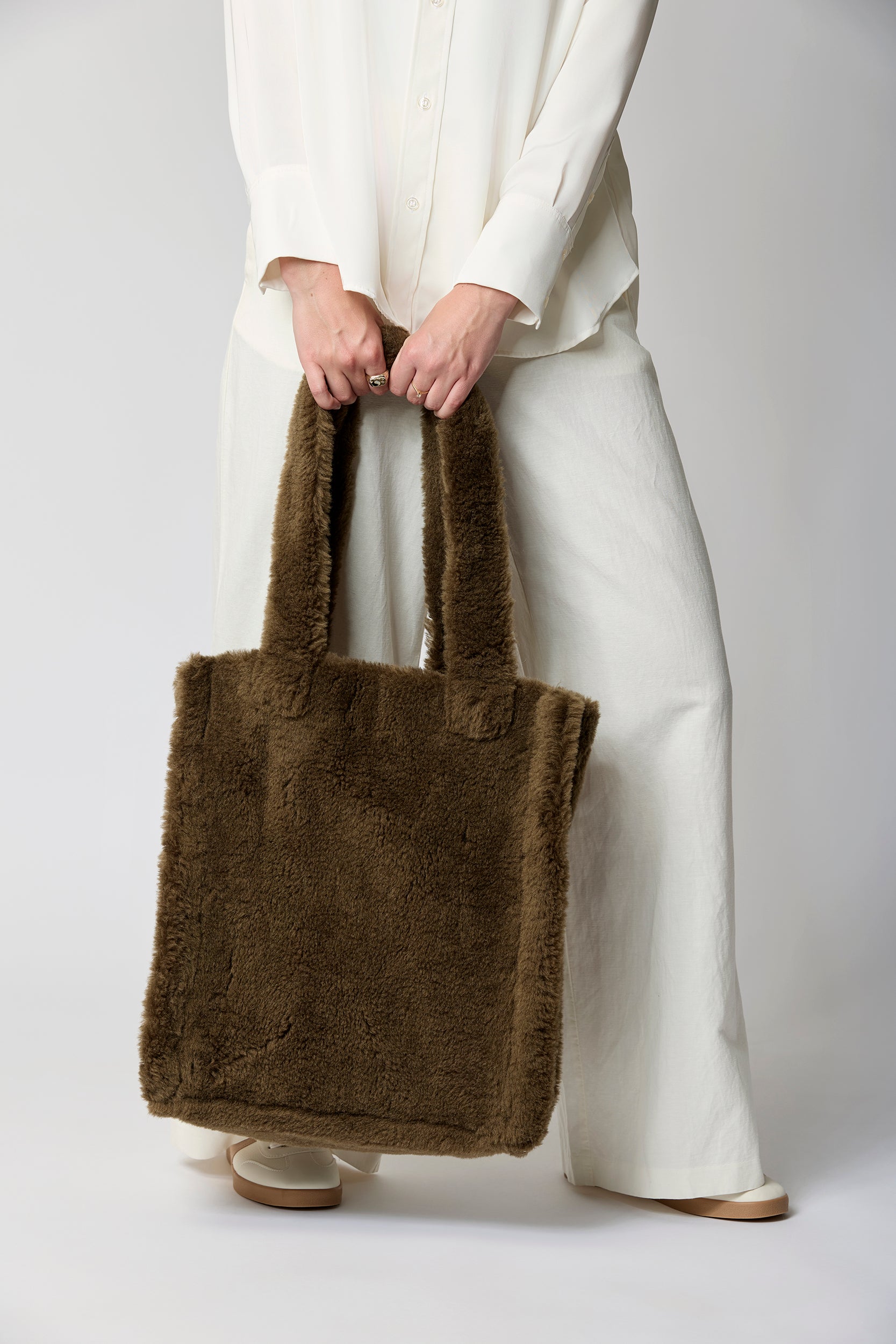 Apparel Accessories - Naturescollection.eu