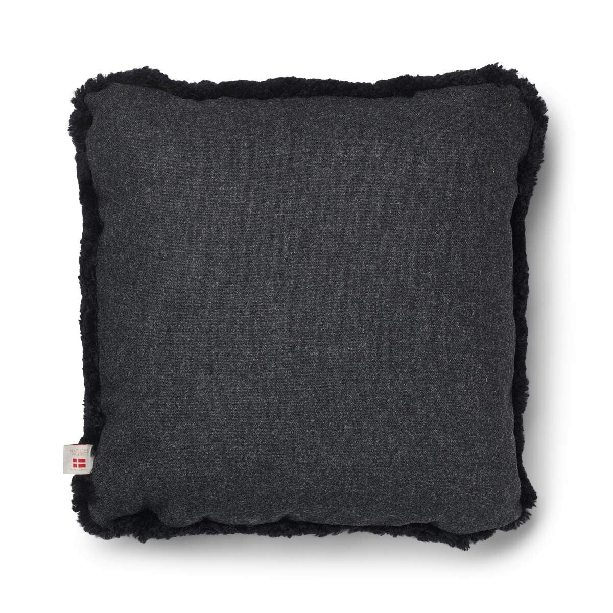 Short-Wool Sheepskin Cushion | 52x52 cm | 34x52 cm Charcoal/Black
