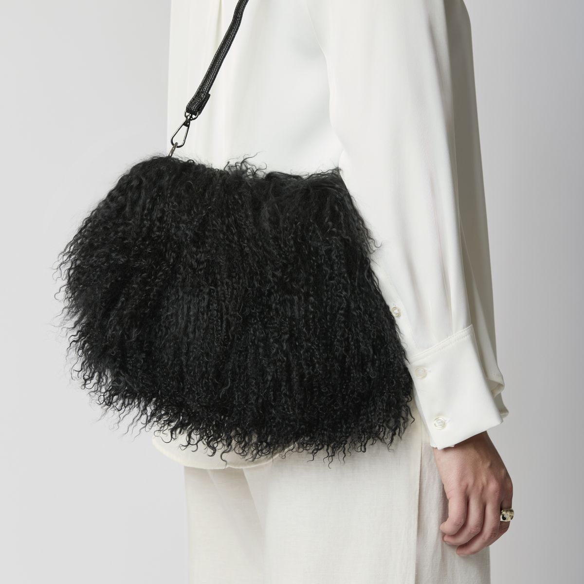 Jasmin Muff Bag Sage Green