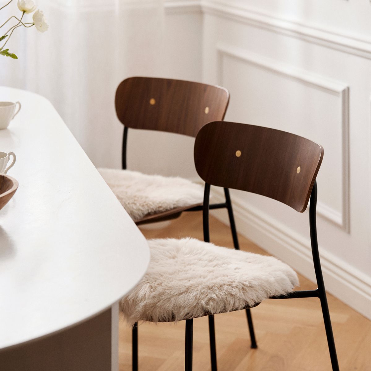 Long Wool Sheepskin Seat Cover | Ø38 cm Aubergine