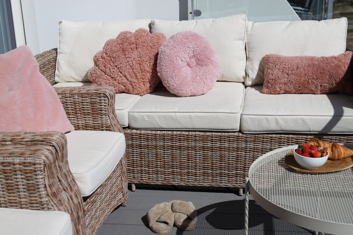 Short-Wool Cushion | Doublesided | 30x60 cm Coral Silver Pink