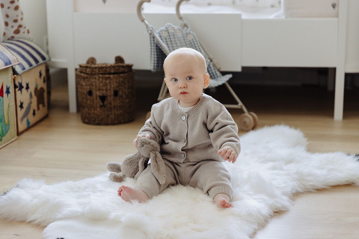 Polar Bear Rug | New Zealand | 130x80 cm Black/White