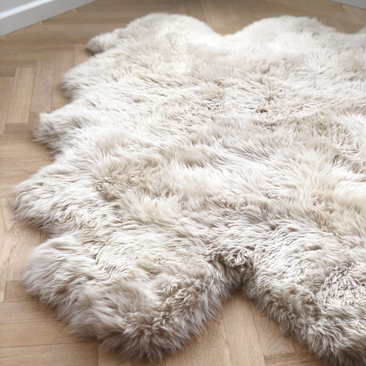 New Zealand Sheepskin | Long Wool | Rug 180x162 cm Black