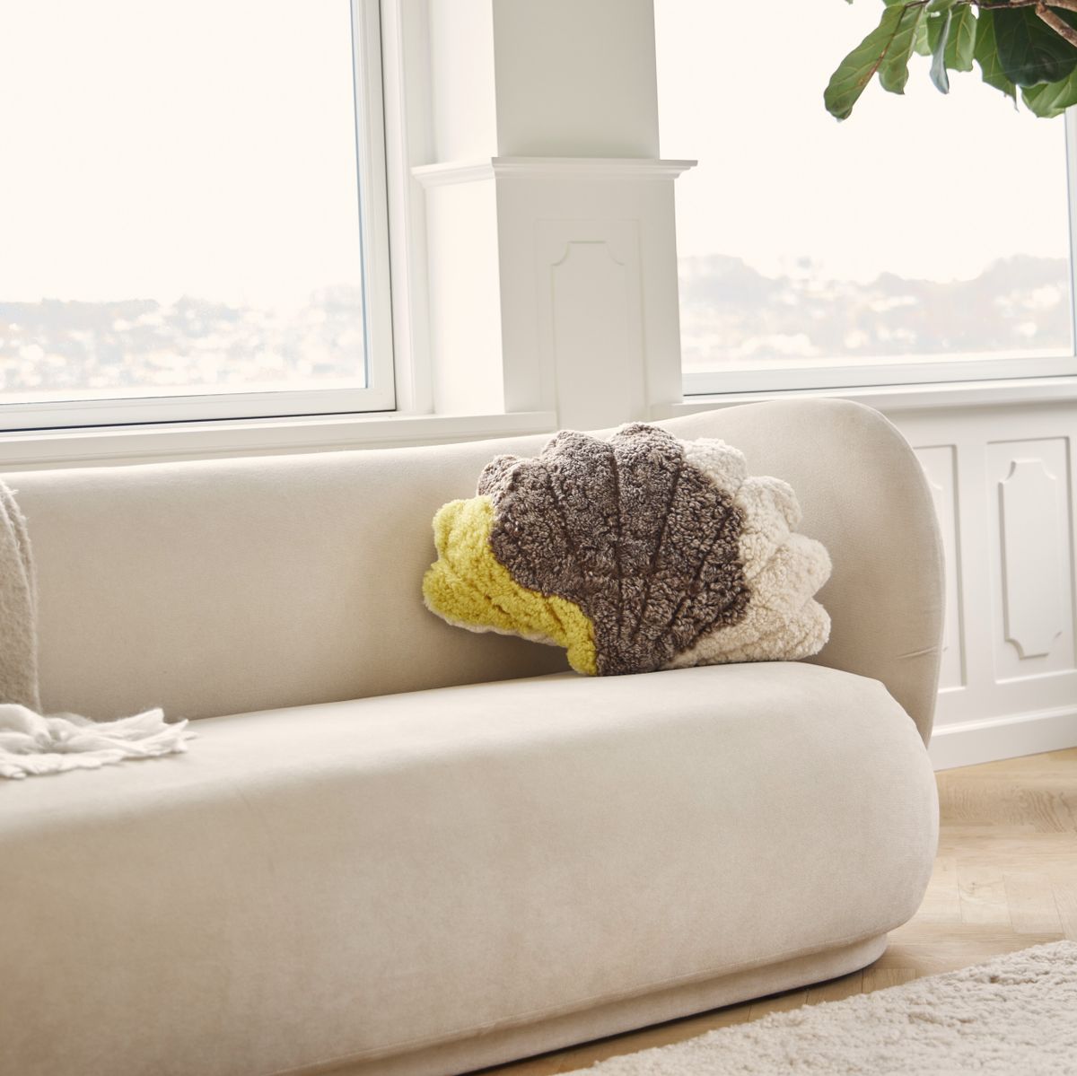 Shell Cushion Pattern | 42x58 cm | 35x50 cm | 75x54 cm Yellow/Taupe/Pearl