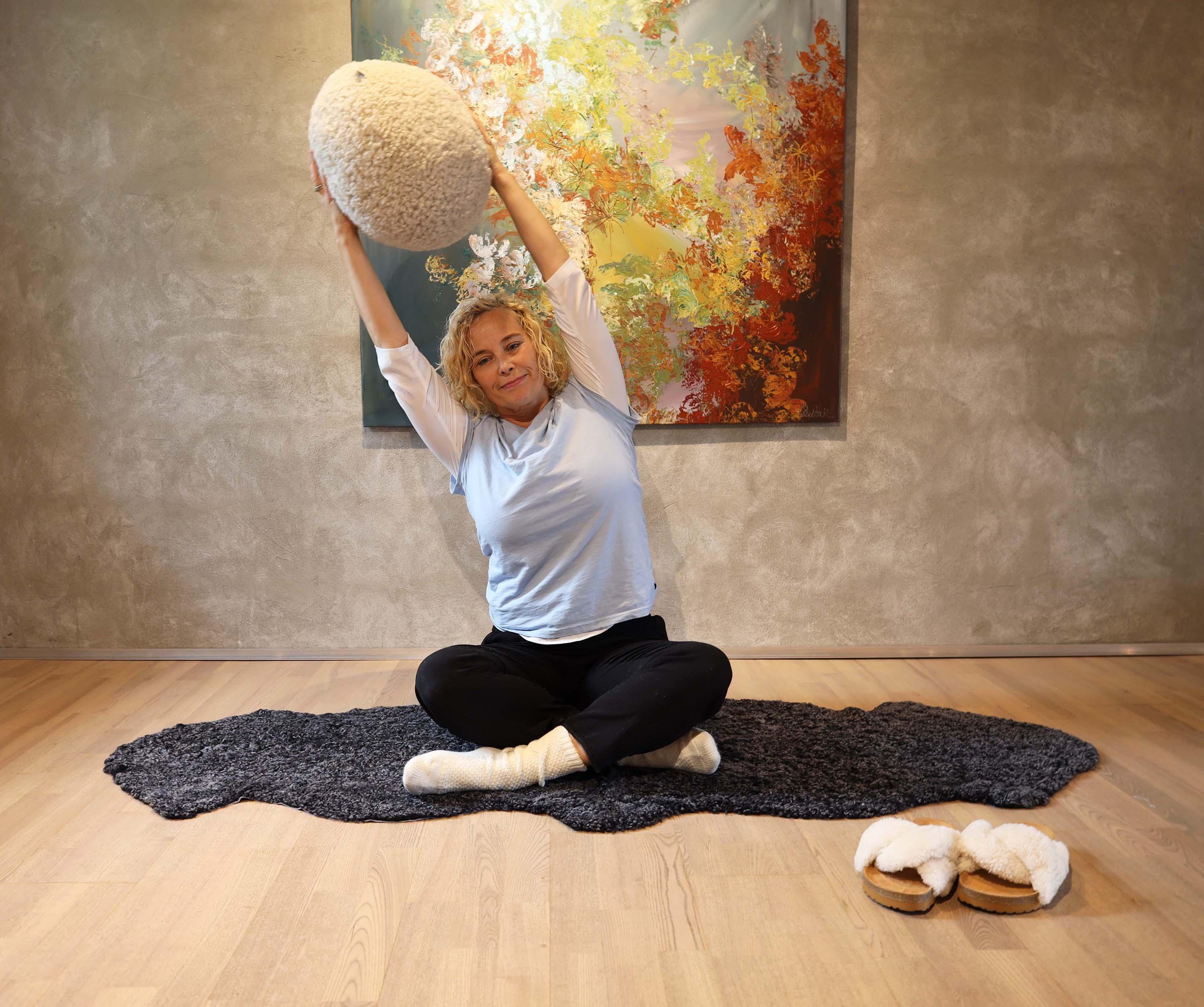 Can you practice yoga on a sheepskin? - Naturescollection.eu