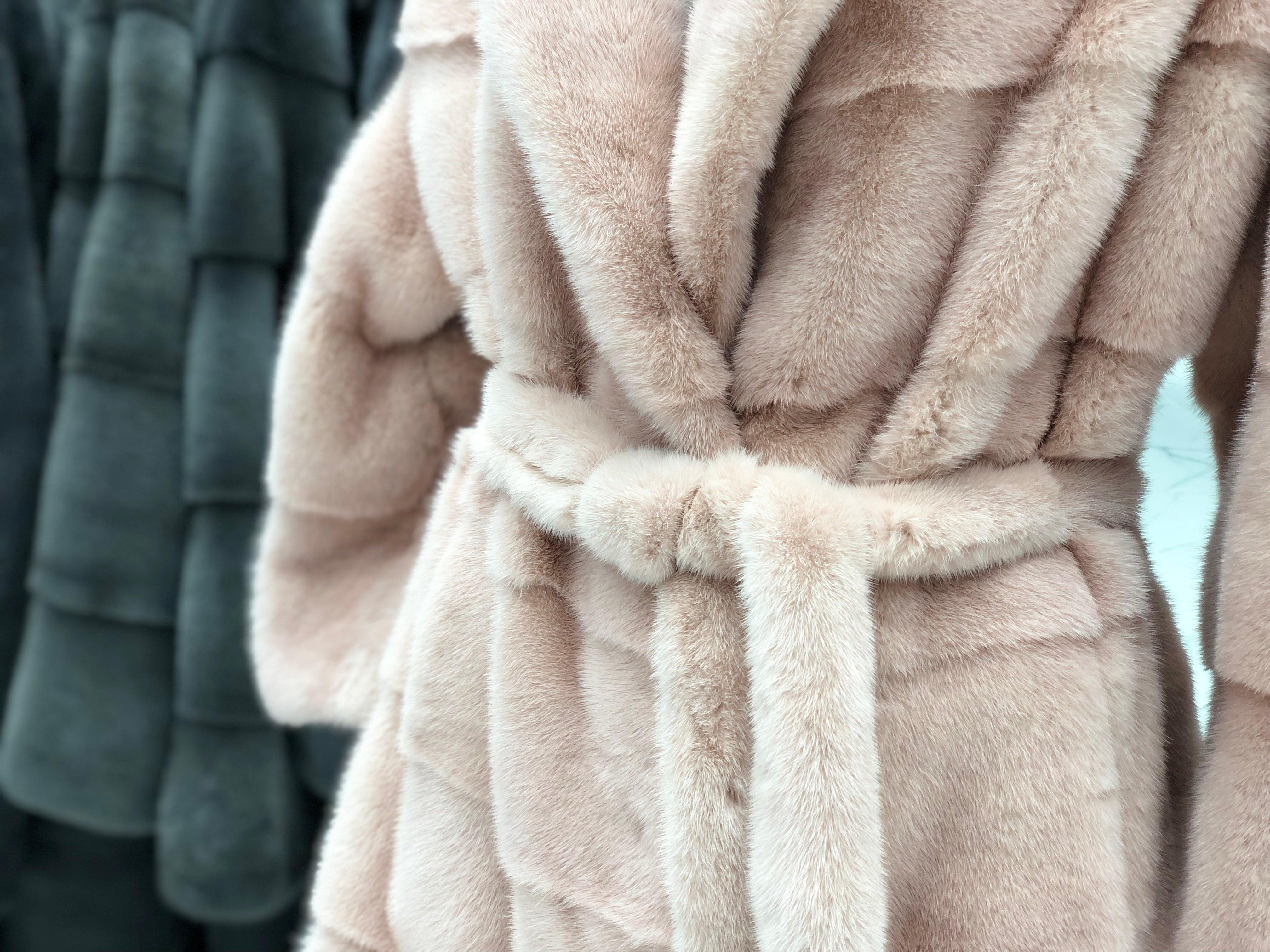 How do you condition a fur coat at home? - Naturescollection.eu