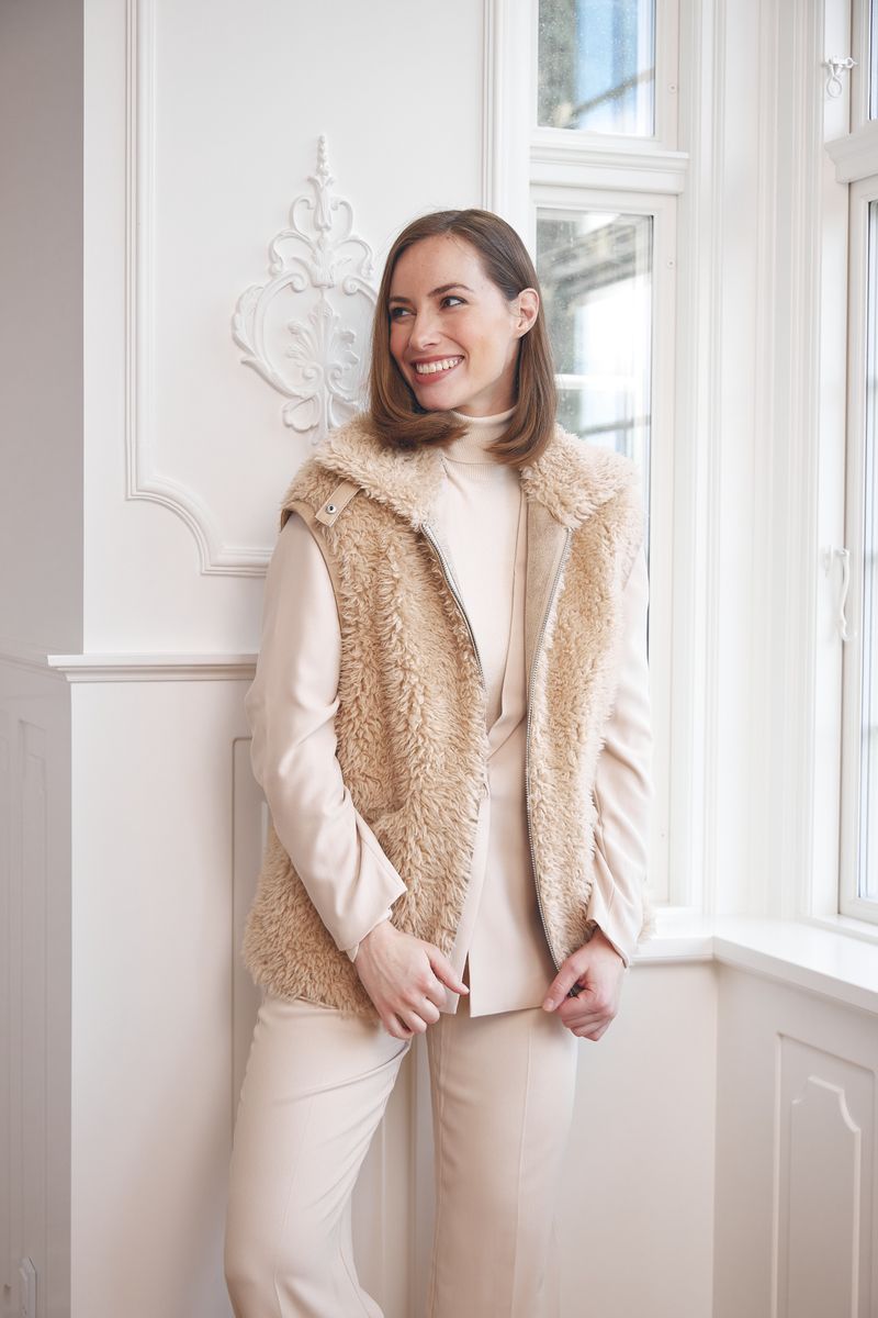 Ivette Vest Beige