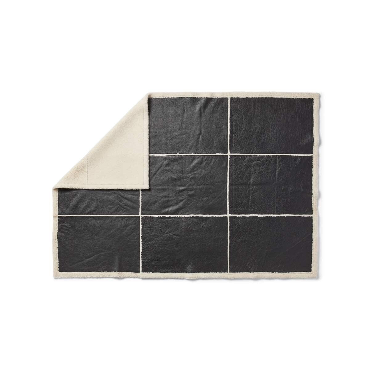 Addison Throw | 240x260 cm Black/White