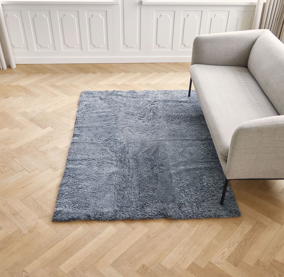 Short Wool Curly Sheepskin Design Rug | 250x350 cm Light Grey