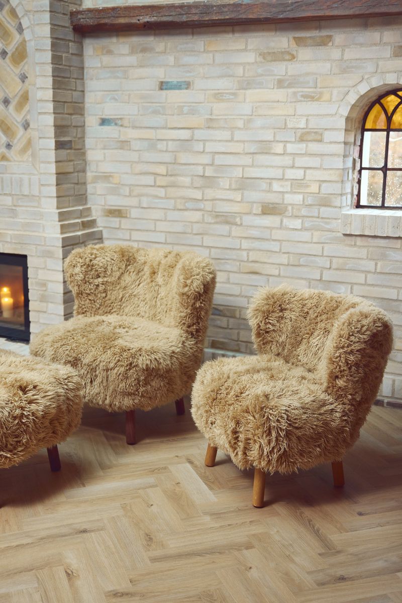 Emil Lounge Chair | Long Wool Honey