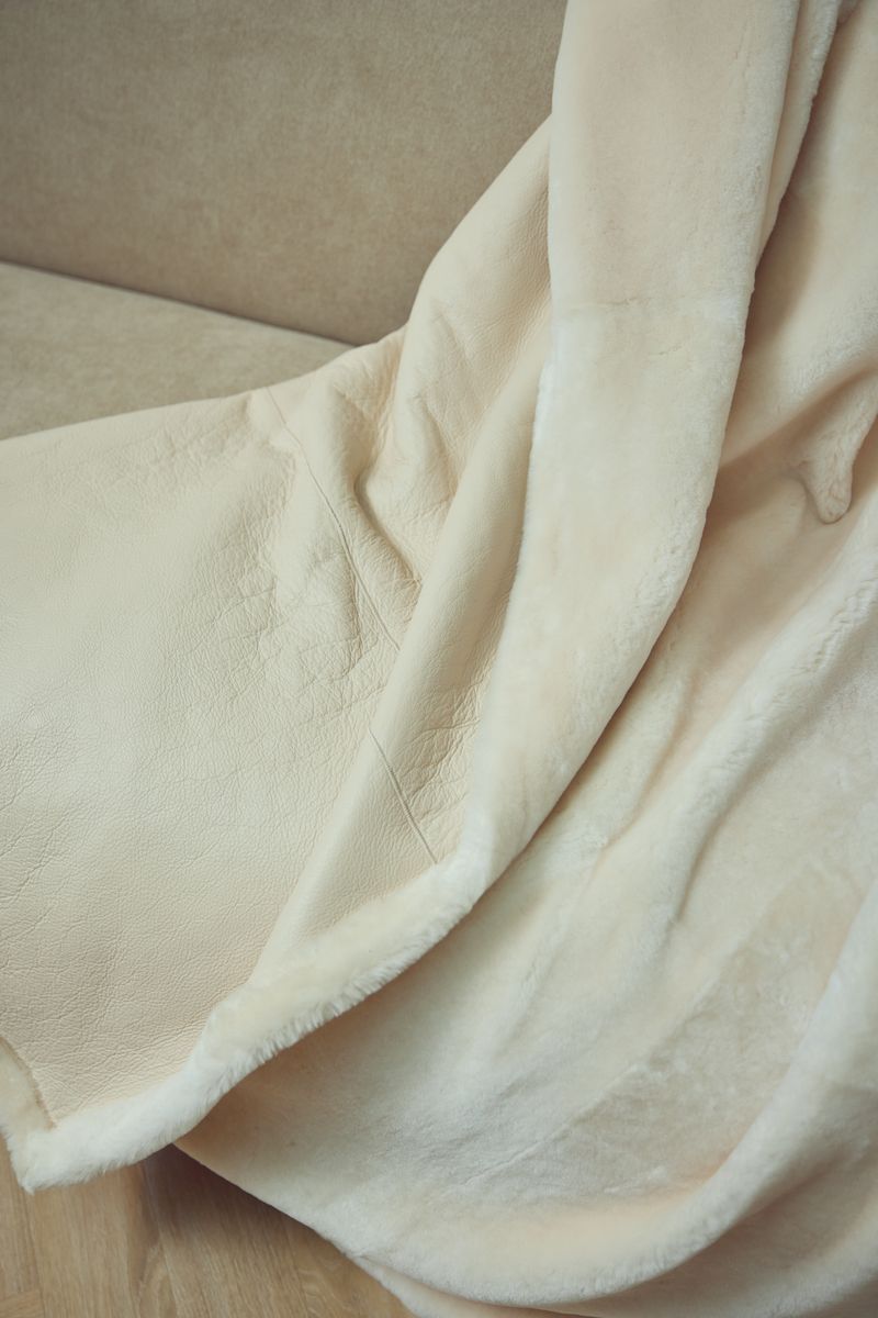 Angelina Throw | 140x200cm Beige