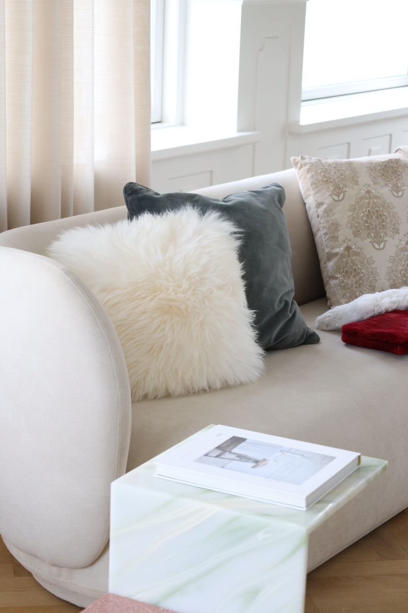 Long-Wool Sheepskin Cushion | LW | Leather backing Ivory