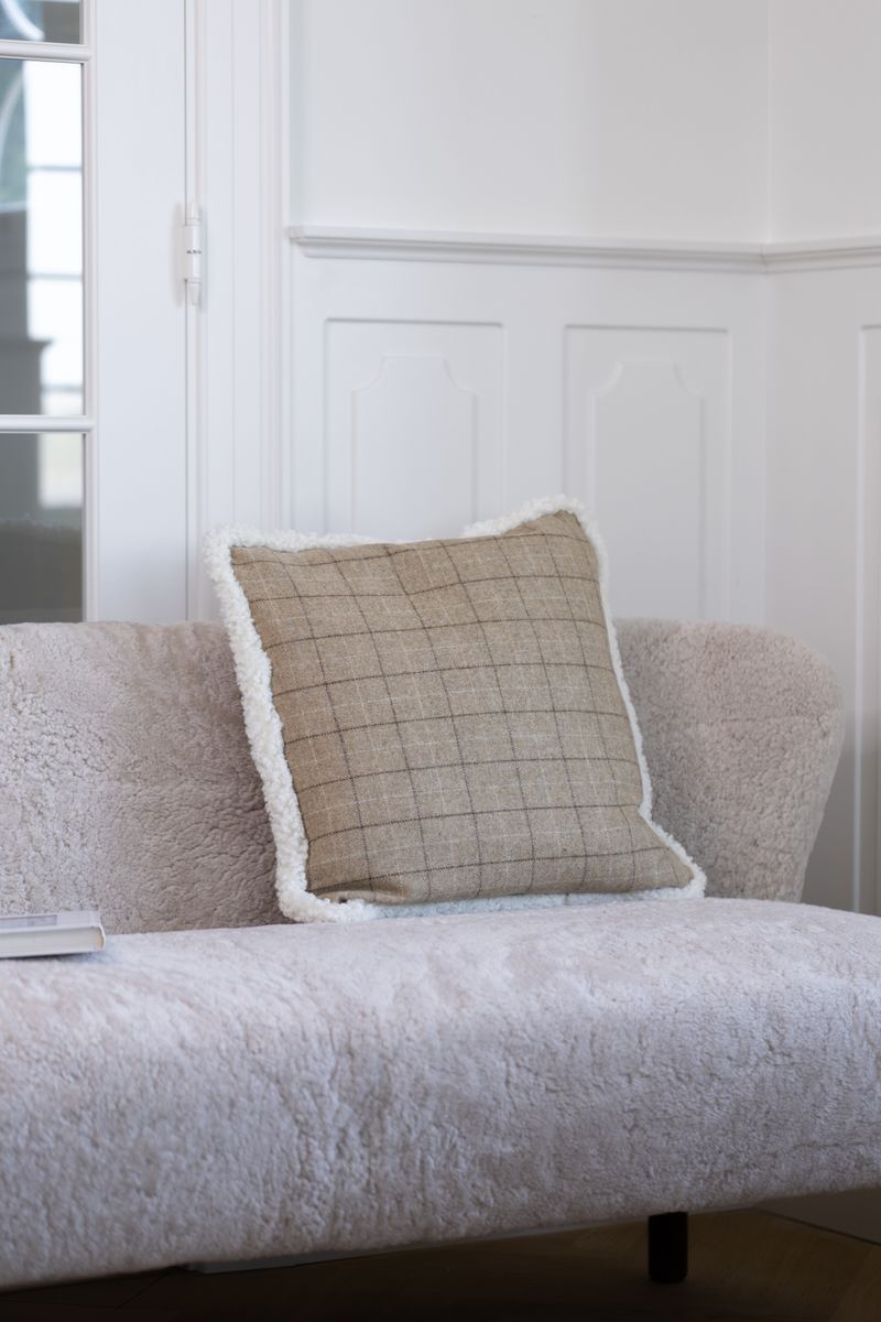 One Side Cushion | KW | 52x52 cm Oatmeal-Beige/Ivory