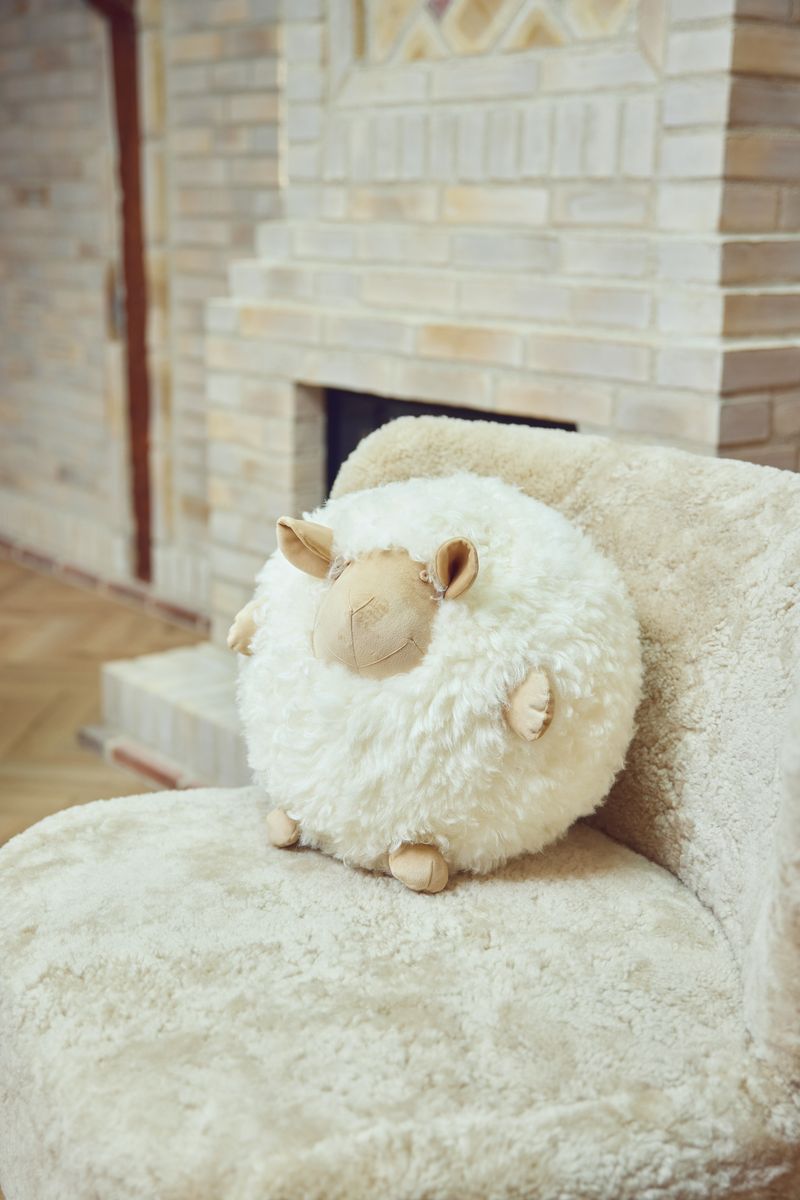 Cute Sheep Cushion | Ø28 cm Beige/White