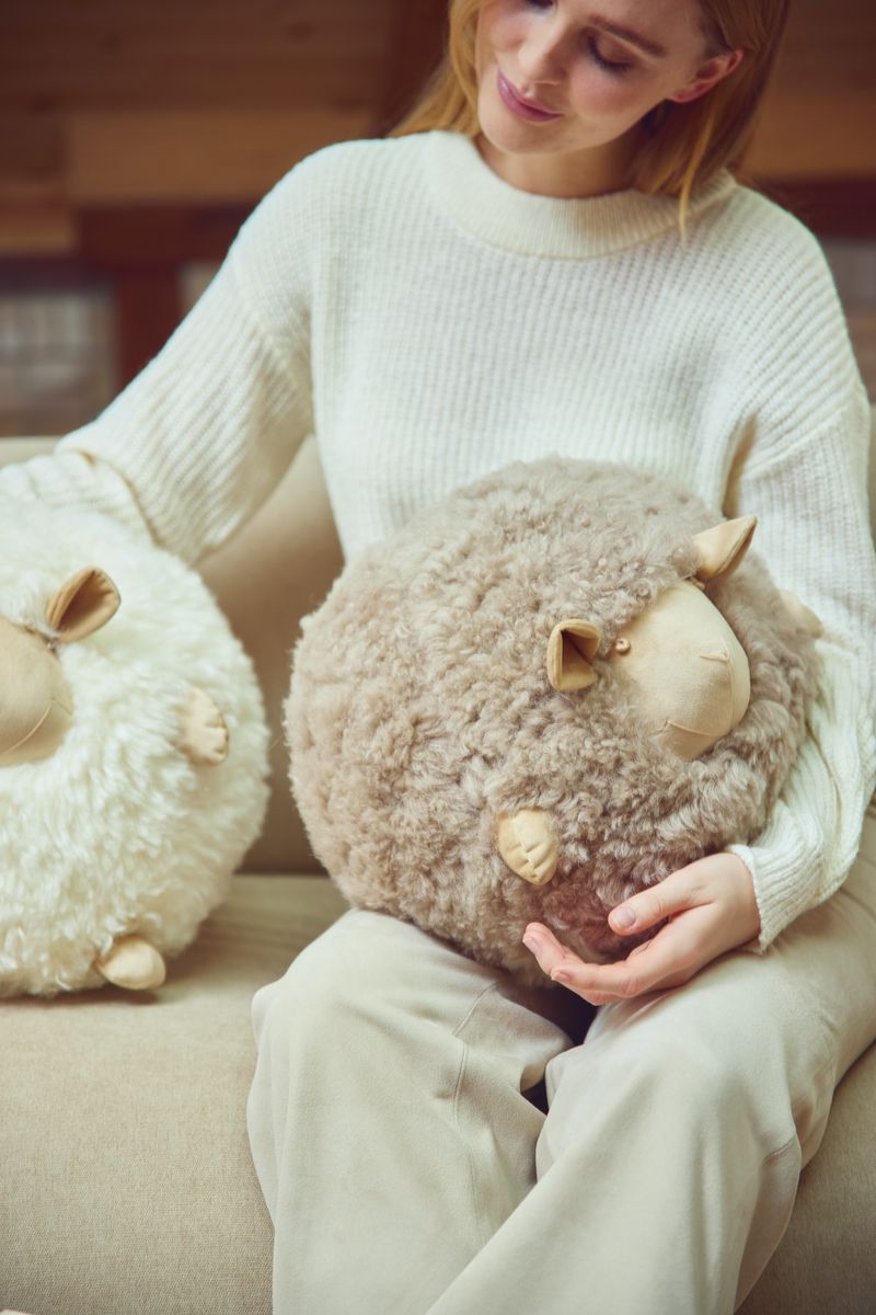 Cute Sheep Cushion | Ø28 cm Beige/White