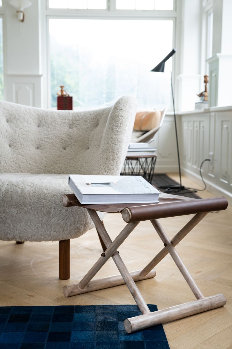 Calf leather Stool Dark Brown