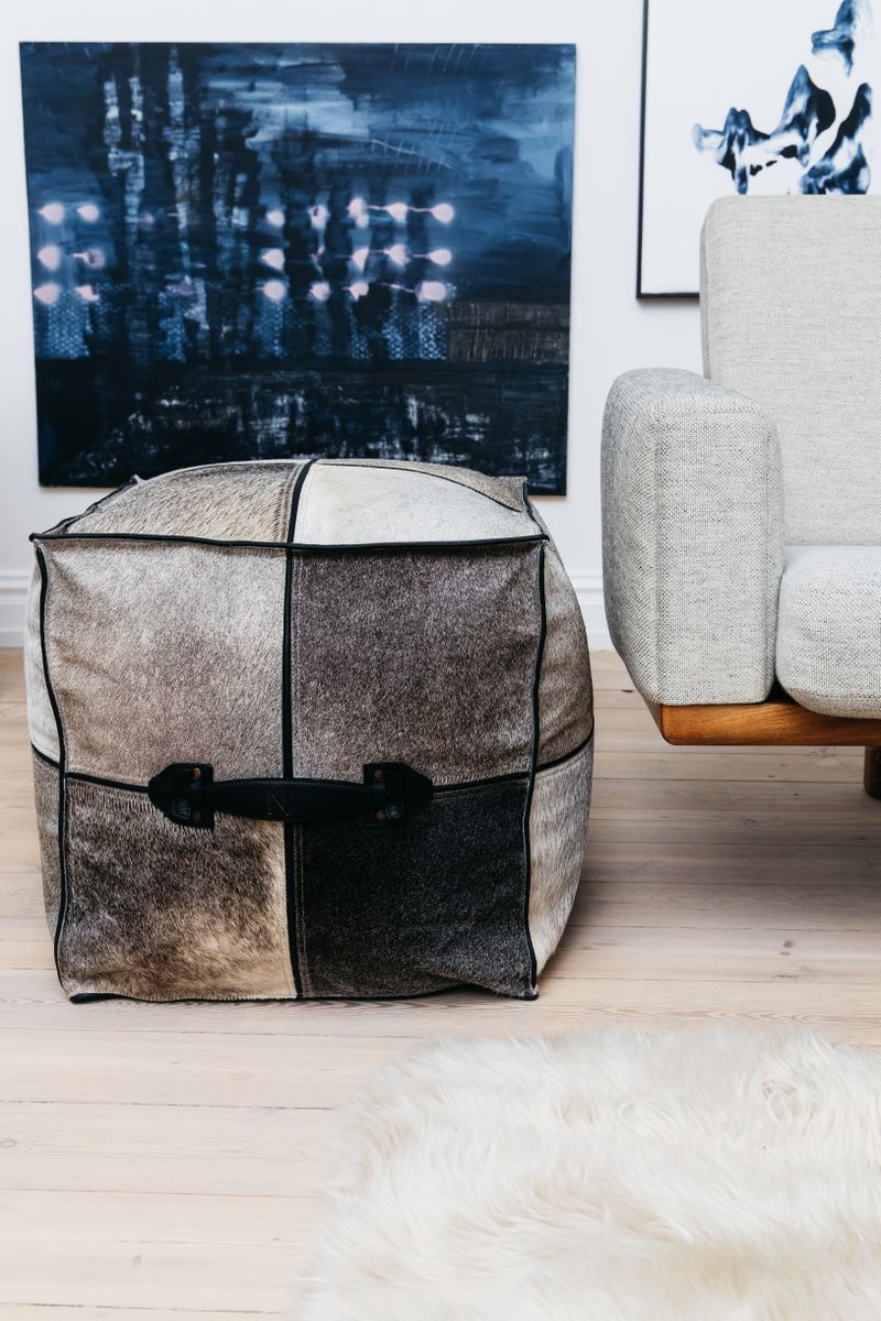 Calf Leather Pouf W/handle | Square Grey