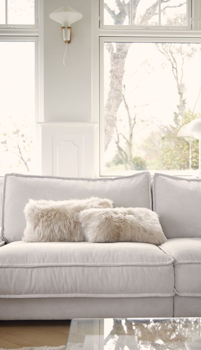 Long-Wool Sheepskin Cushion Linen