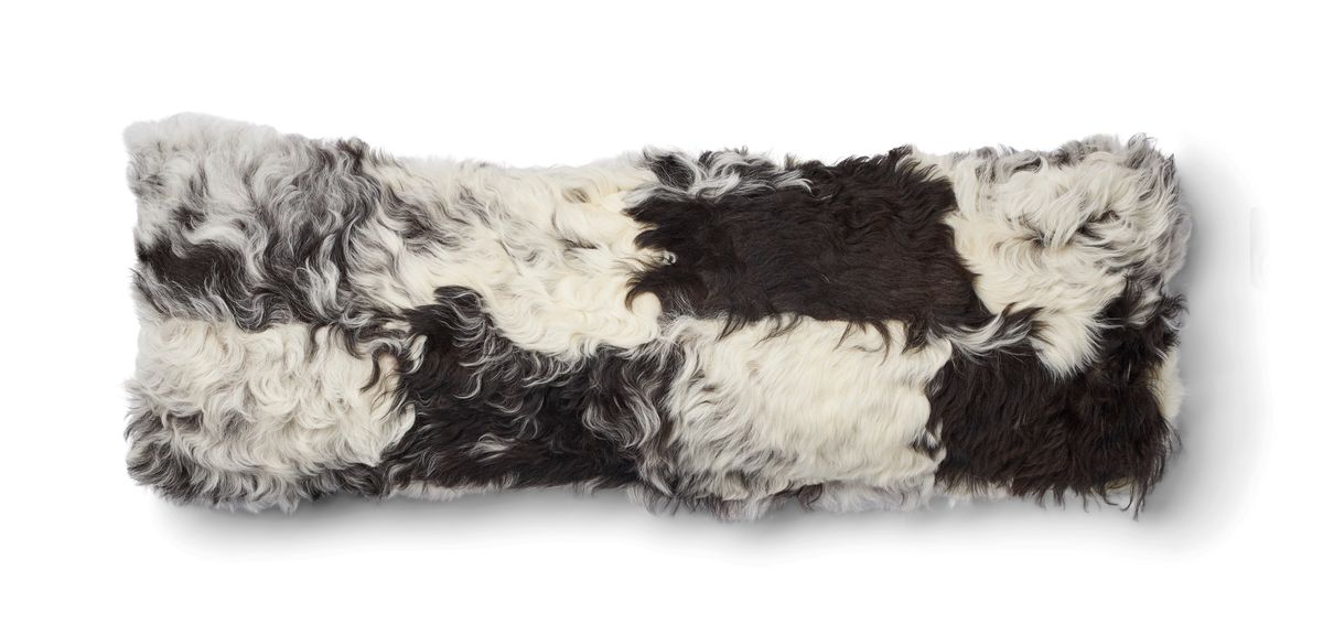 Tigrado Lamb Cushion | Doublesided Black/White Mix