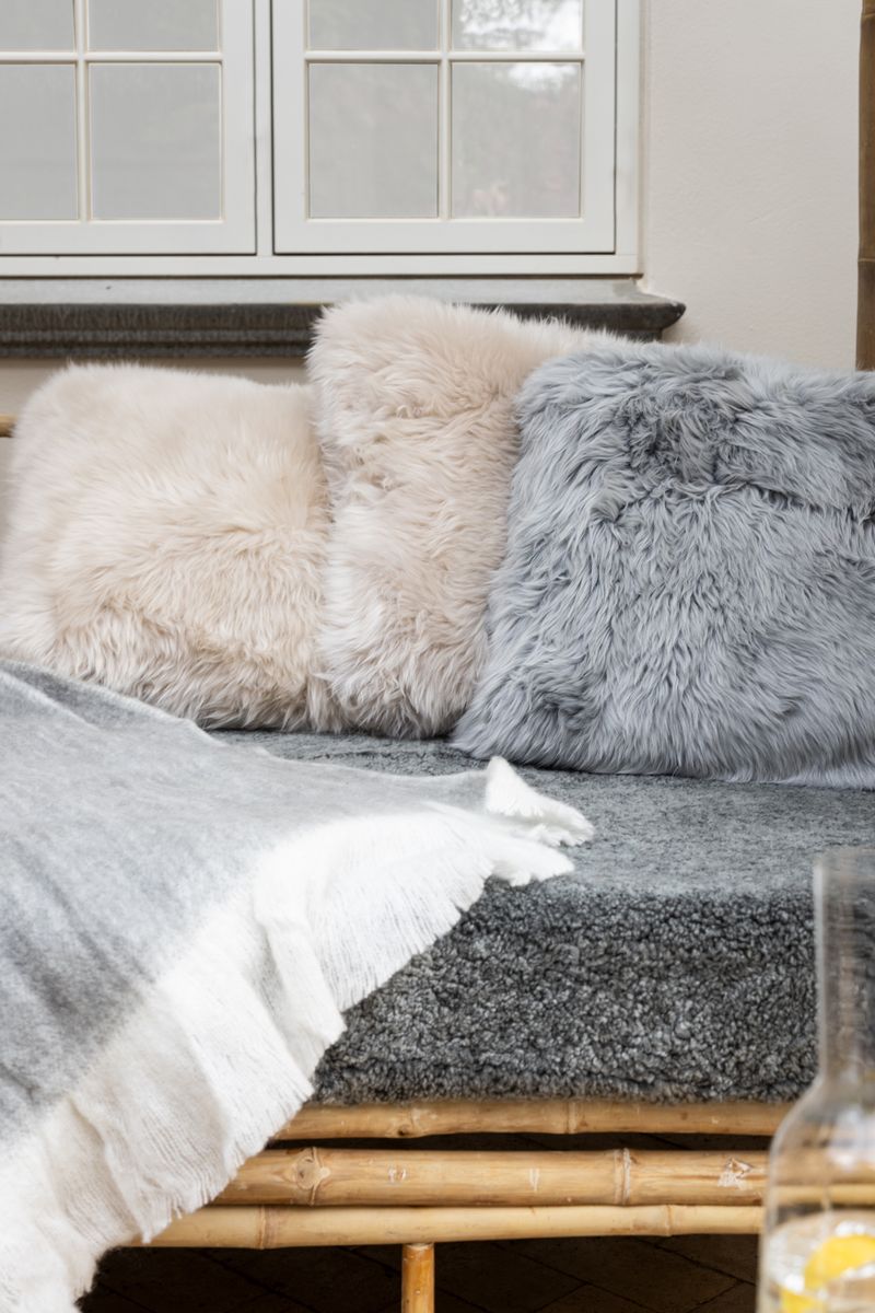 Long-Wool Sheepskin Cushion | LW | Leather backing Light Grey