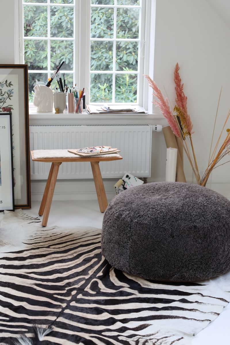 Round Sheepskin Bean Bag | Short Wool Cappuccino