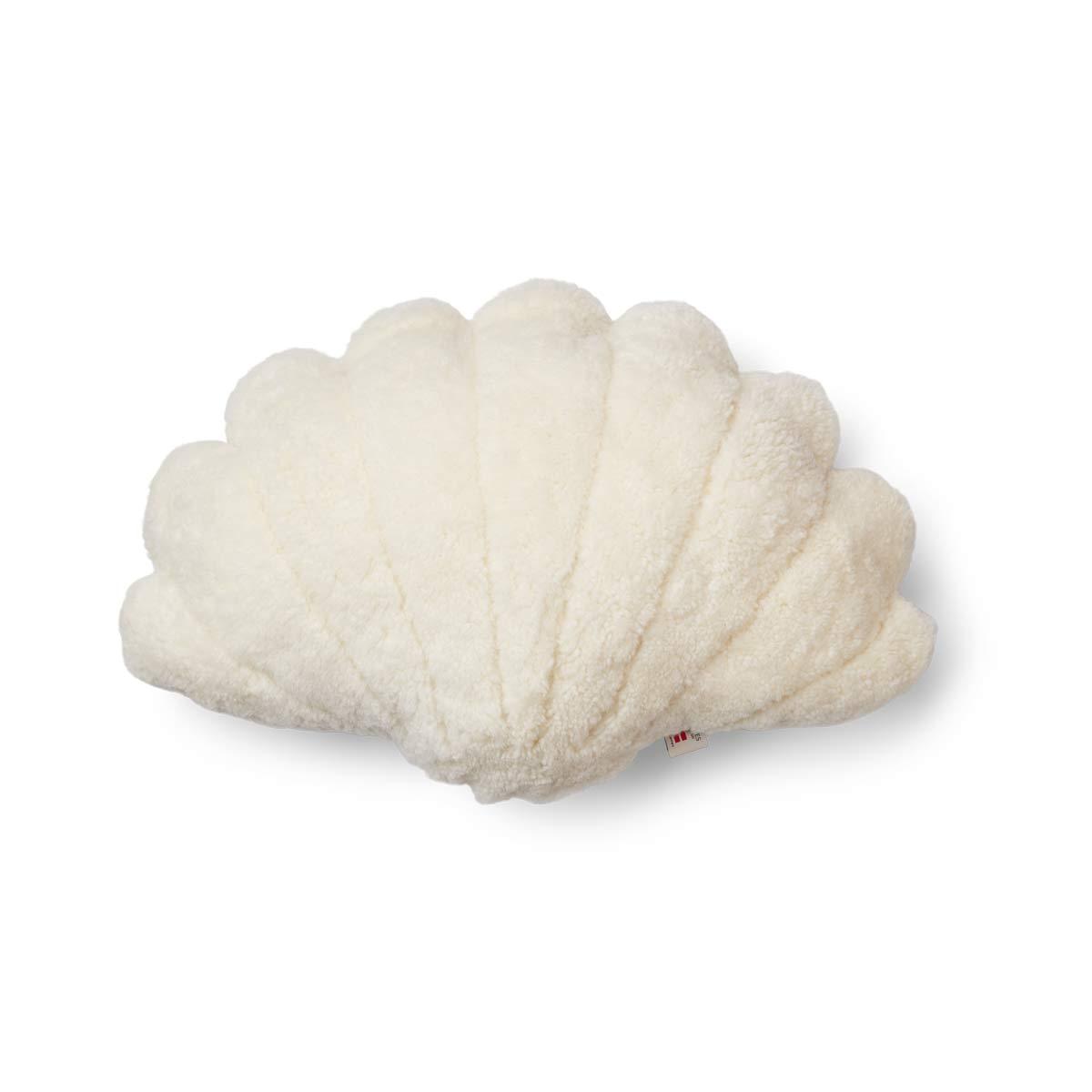 Shell Cushion | New Zealand Sheepskin | SW Curly - Naturescollection.eu