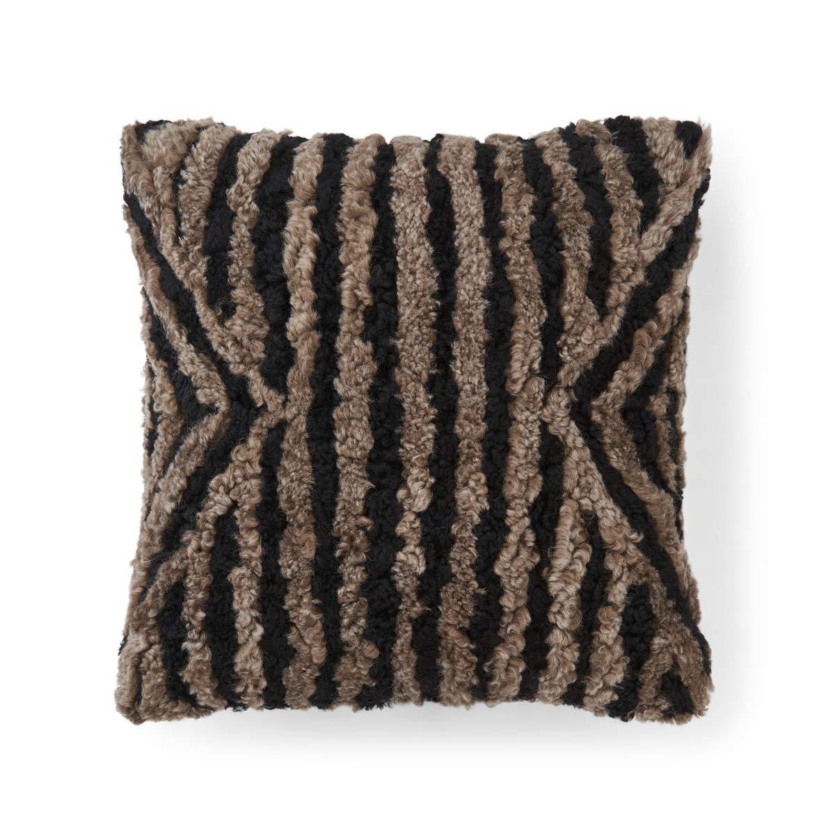 Stripe Cushion | Sheepskin | New Zealand | 50x50 cm. - Naturescollection.eu